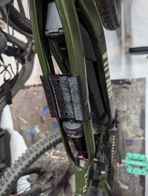 Yamaha YDX-MORO E-Bike Bottle Cage mounts