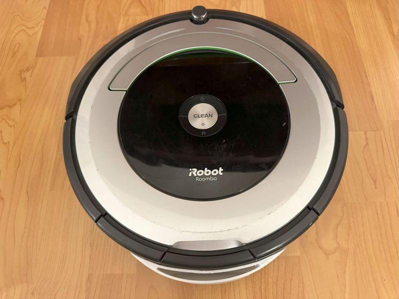 Roomba 600 series Up Vent Box for Aerovac Bin