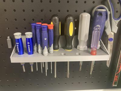 Universal Peg Board Peg System - Screwdriver Holder