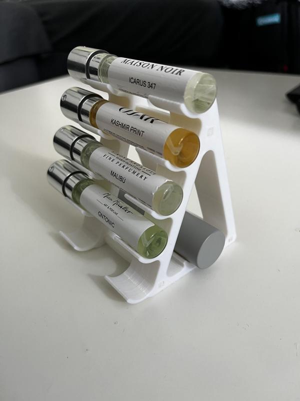 Minimalistic Pafory perfume travel atomizer stand