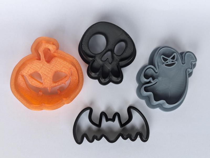 Set of halloween cookie cutters