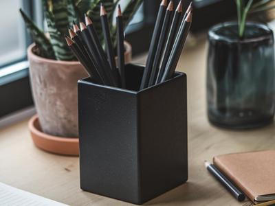 Modern Pencil Holder 