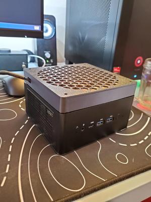 Minisforum UM780XTX Tophat 120mm