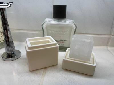 Osma Alaun Block Holder and Transport Case (75 g and 100 g)