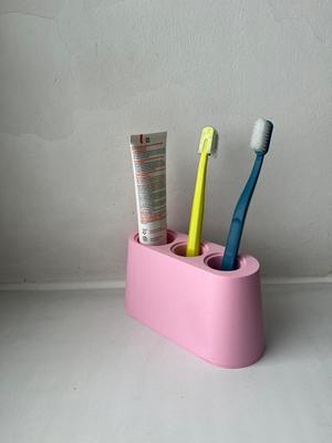 Toothbrush holder