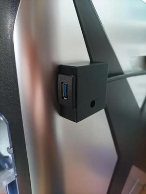 QIDI X-MAX 3 - SUPPORTO PRESA USB DA INCASSO