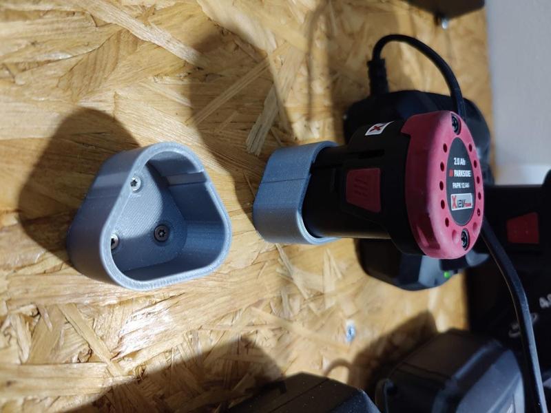 Parkside X12 team wall mount