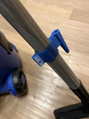 Nilfisk Buddy II 12L Halter Staubsaugerrohr