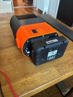 Short Version + parkside support for 100W LED Projector - Battery Powered - LFPoulain