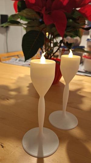 Teelicht-Halter, elegant / Tea light holder, elegant 