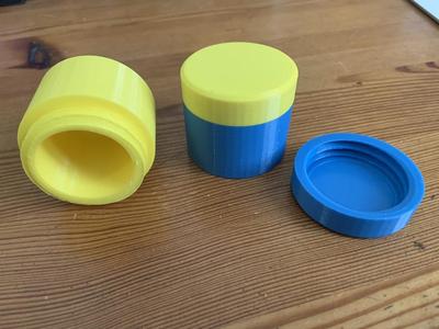 Tiny threaded Box