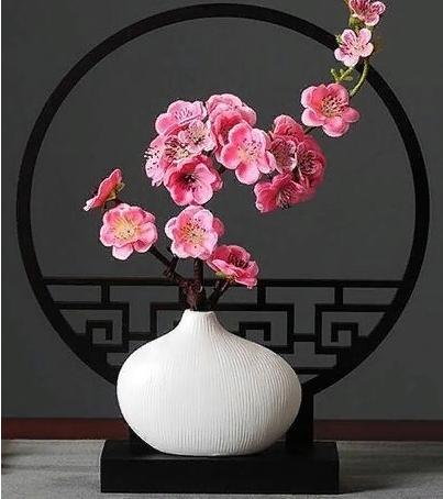 vase with stand