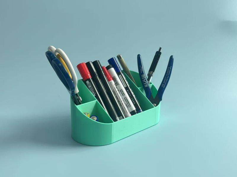 Compact desktop organizer
