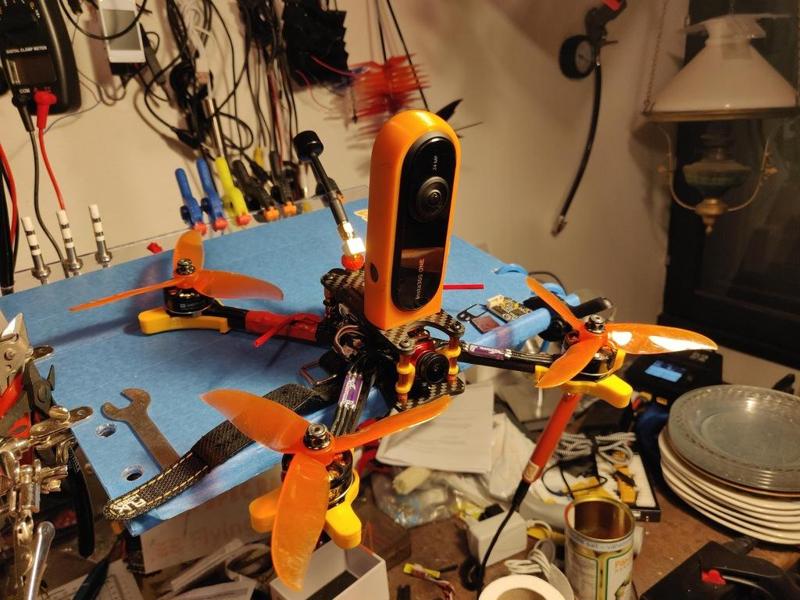 Twist-Lock Insta360 camera mount