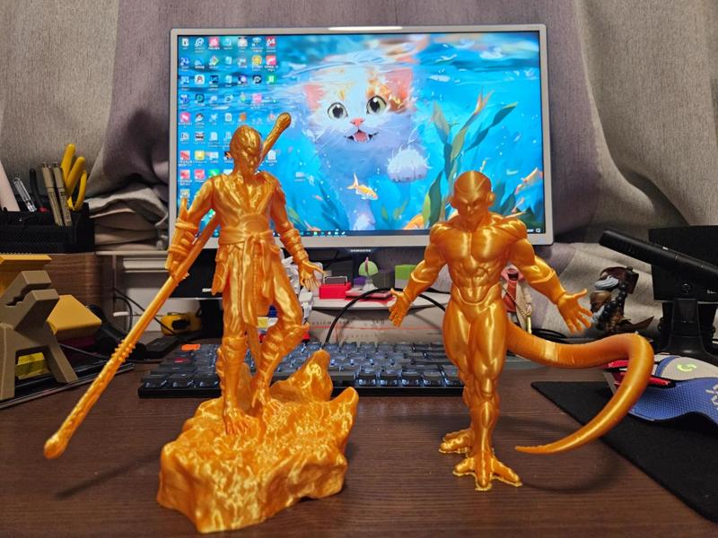 Golden Frieza versus Black Myth Wukong