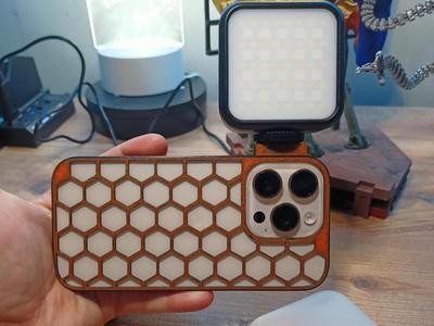 iPhone 16 Pro Godox Light Holder