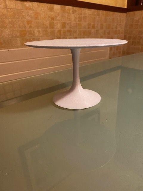 Tulip table
