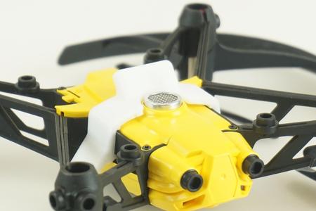 Horizontal Camera Action- Parrot Rolling Spider