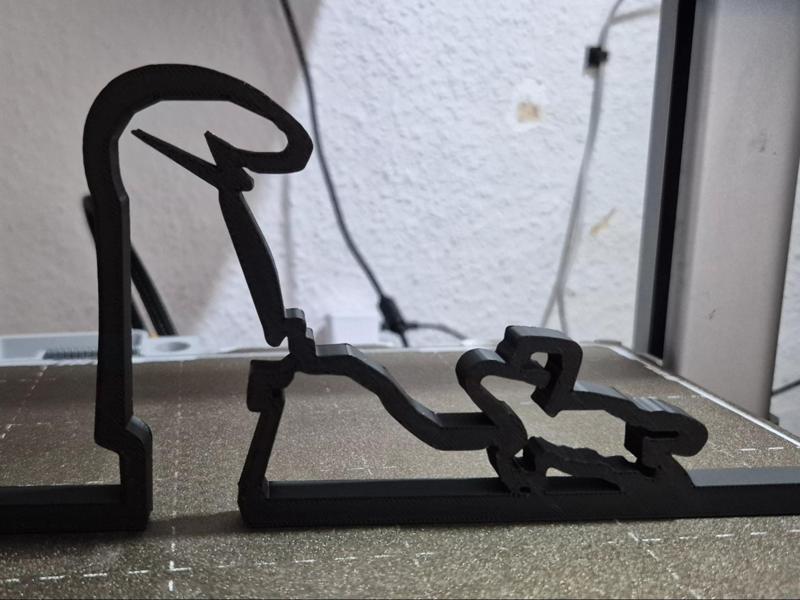 La Linea Figure | "Walking the Dog"