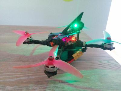 Avant DEVEL LED Shark fin Axii u.fl