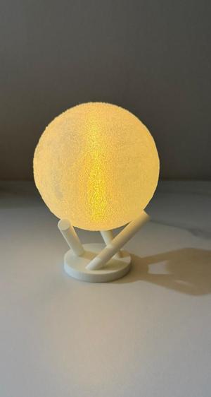 Mova Globe Stand