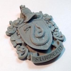 Syltherin Coat of Arms Wall/Desk Display - Harry Potter