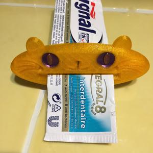 More Sqeeeeze Meee's