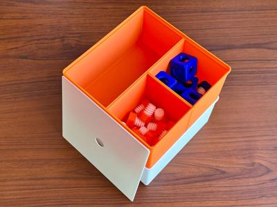 Stackable storage boxes, multiple sizes, combinable and connectable, with lids