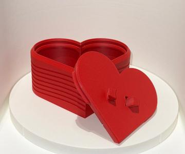 BOX IN HEART SHAPE FOR VALENTINES DAY / GIFT