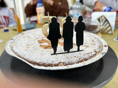 Skewer with silhouette of the Peaky Blinders women