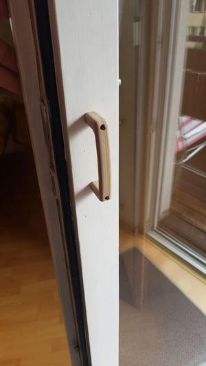 wooden doorgrip