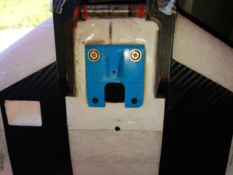 RC Plane Bungee Hook