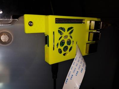 Raspberry Pi 3 UM2 right and left Side