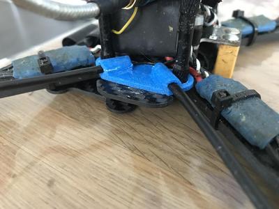 Realacc Genius 215 Antenna Tube Mount