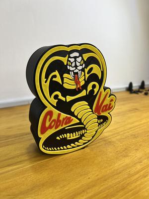 Cobra Kai Alcancia