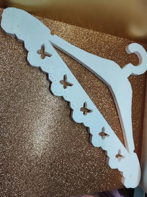 Decorative and robust hanger