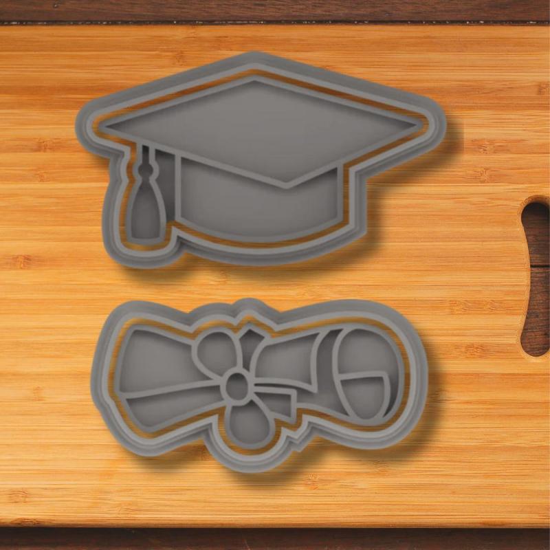 COOKIE CUTTER graduation set of 2
