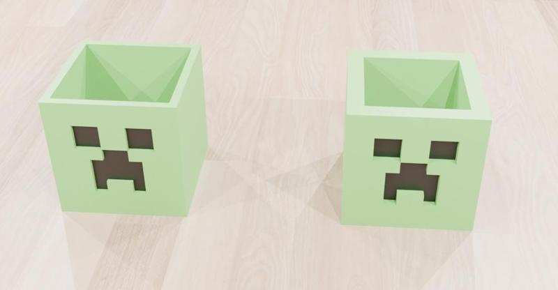Creeper Pen Holder