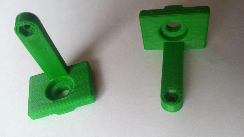 Holder for MKS TFT32 LCD Casing (fits 3030 profile)