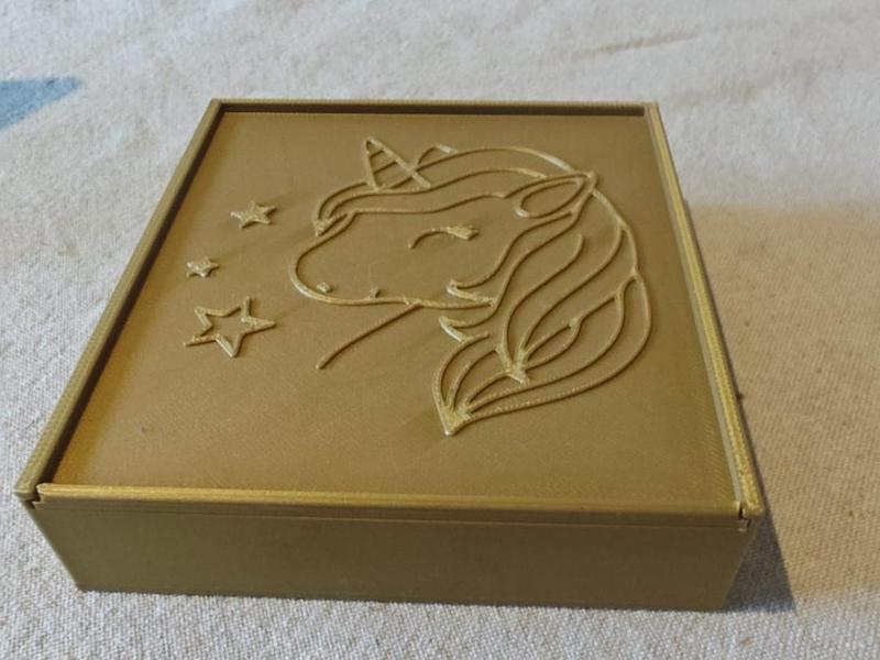 Unicorn board game box