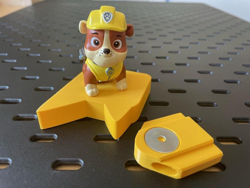 Tonies platform (magnetic, screwed to the wall)