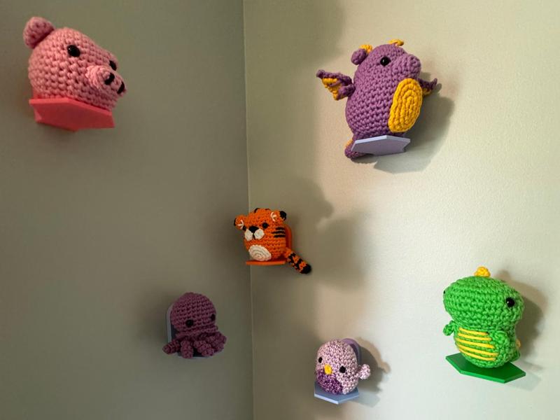 Woobles amigurumi wall hanging stand