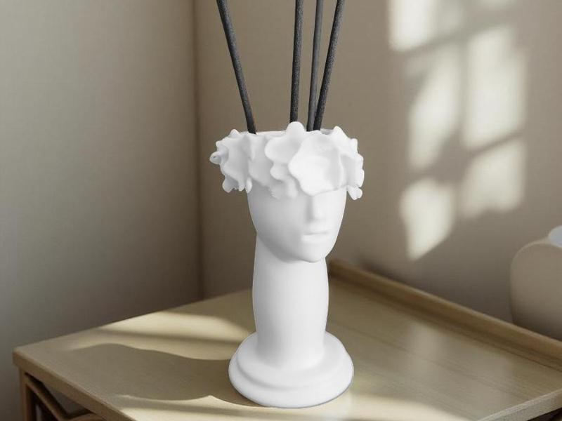 Floral Crown Head Vase – Modern Artistic Decor