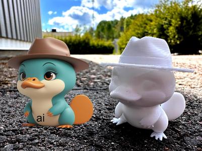Baby Perry DeskBuddy