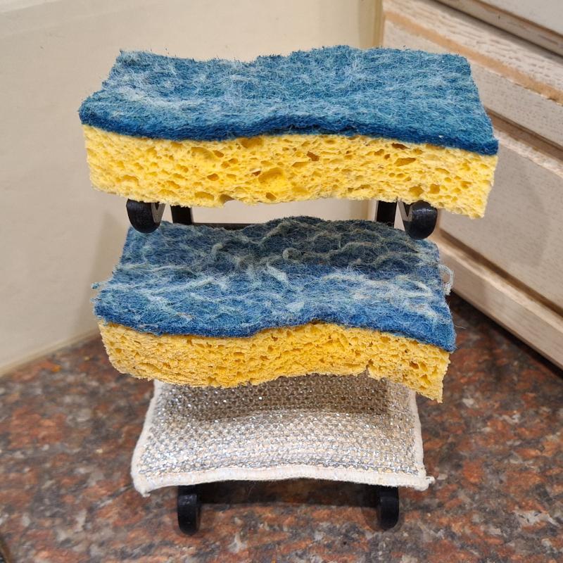 Sponge holder
