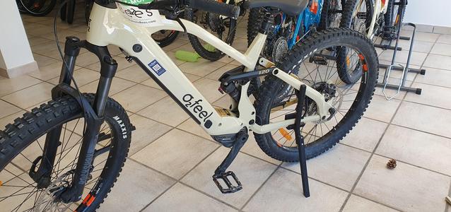 bicycle dowels