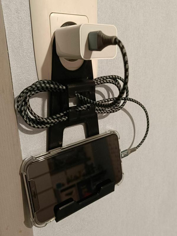 Wall-mounted smartphone charging stand