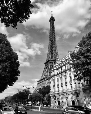 Eiffel Tower Hueforge Black & White (3 filaments)