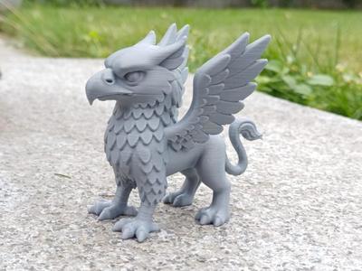 Mini Griffin – your mythical desk-buddy