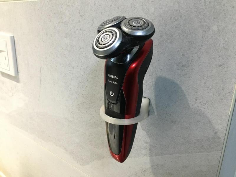 Shaver holder